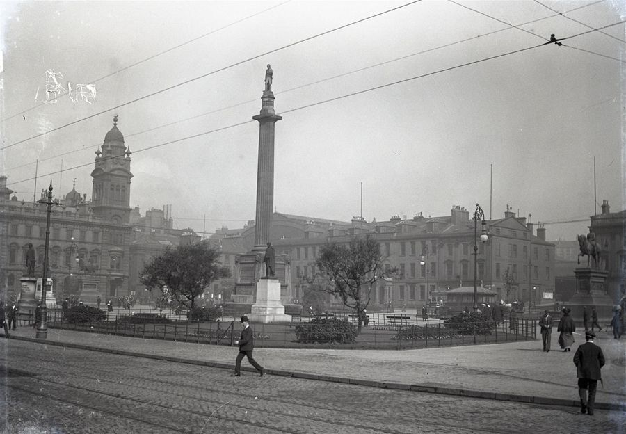 Glasgow: St George's Square, a photograph by John Swailes.